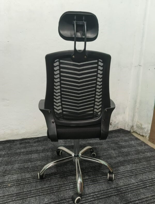 V Mesh Chair –কালো কালার