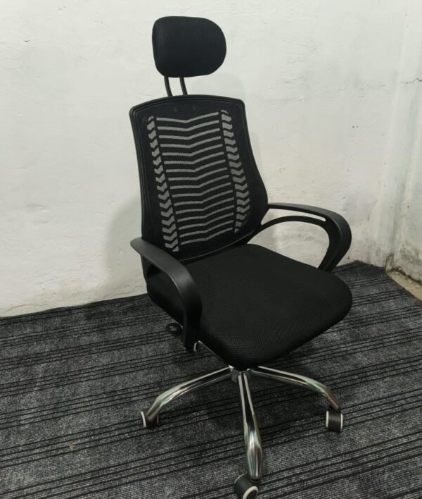 V Mesh Chair –কালো কালার